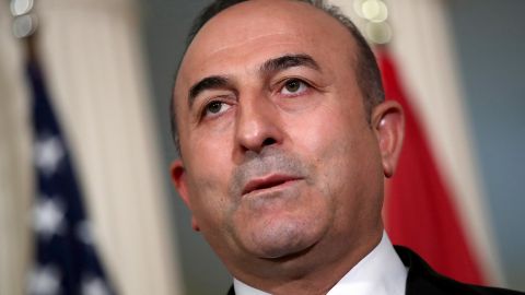 Конфликт РФ и Украины на опасном уровне, но у нас близкие отношения с Киевом, - МИД Турции