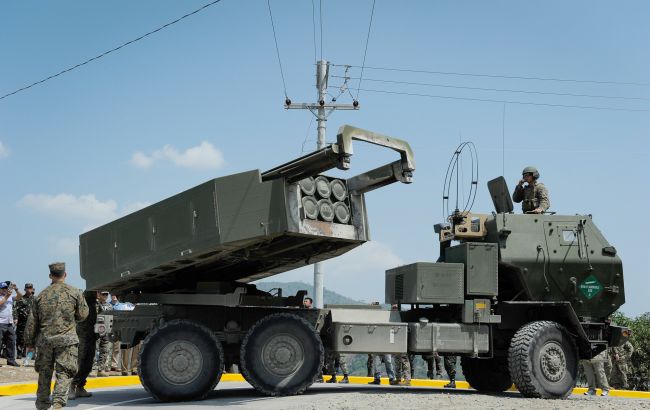В США сообщили, когда Украина получит вторую партию ракетных систем HIMARS