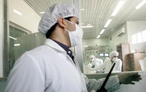 Тревожные снимки с орбиты: Иран тайно восстанавливает ядерные объекты после ударов, - The Telegraph