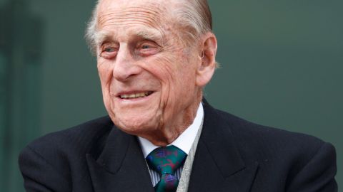 "Вы женщина, не так ли?" Острые и неполиткорректные цитаты принца Филиппа