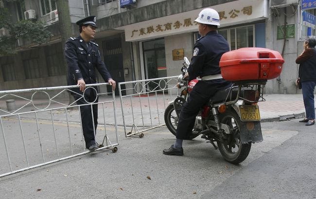 У Китаї смертник влаштував вибух в офісній будівлі, є жертви