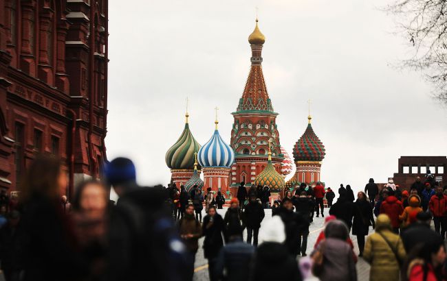 Украинские кибервойска выложили в сеть базу телефонов сотрудников Кремля