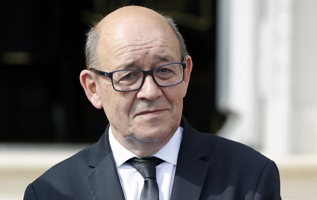 Глава МИД Франции заявил о серьезном кризисе в отношениях с США