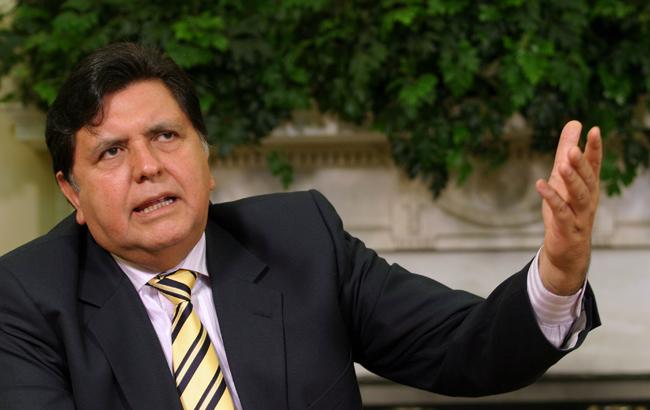 Підозрюваний у корупції екс-президент Перу попросив притулку в Уругваї