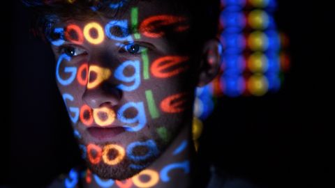 В Україні інтернет-сервіси тепер обкладаються "податком на Google": хто платитиме за покупки