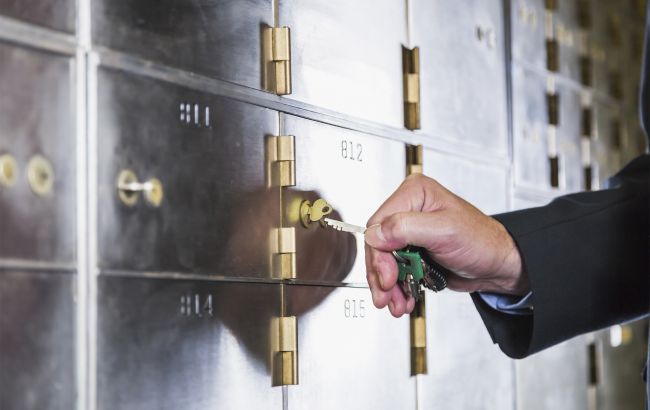 Уряд хоче створити реєстр рахунків та банківських сейфів українців