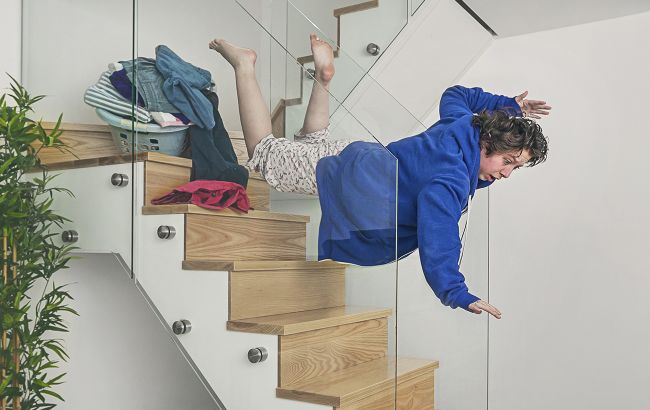 Спотыкания на ровном месте: когда это к удаче, а когда к проблемам