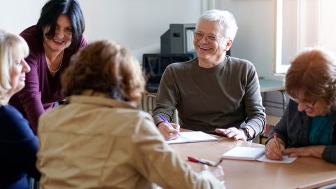 На какую работу в Украине не будут принимать без знания английского: детали