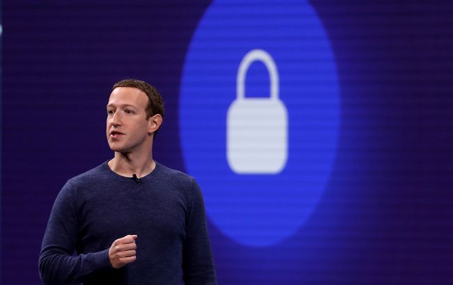 Инвесторы Facebook хотят отставки Цукерберга
