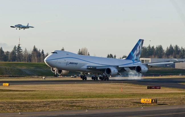 Скандальный подарок для Трампа. США приняли самолет от Катара за 400 млн долларов