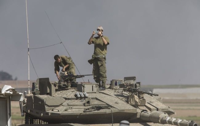 Наземные войска Израиля наносят удары по Сектору Газа