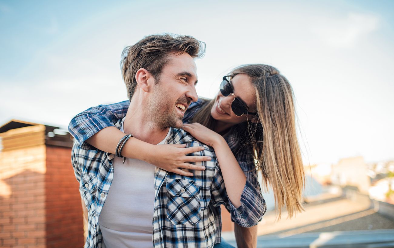 11 ознак того, що чоловік буде надійною опорою у стосунках