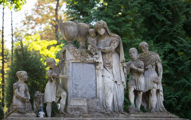 Життя на кістках: міста України та світу, збудовані на старих цвинтарях