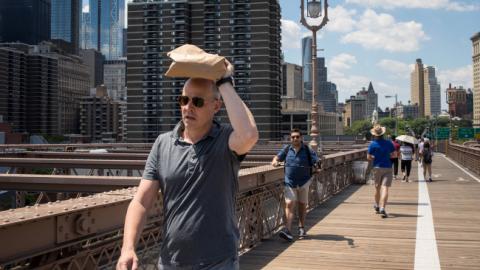 "Ожидается небольшое похолодание": синоптик огорчил прогнозом погоды на август