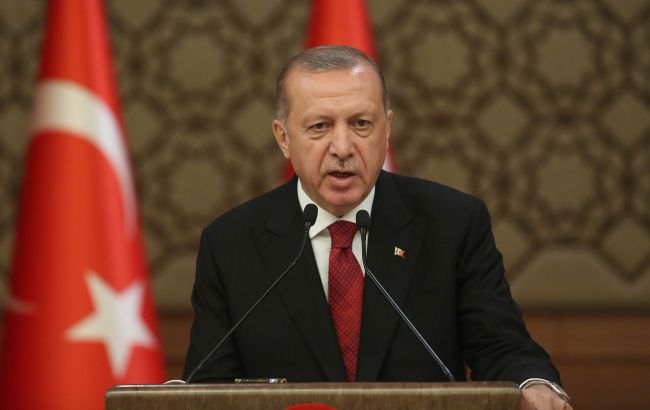Ердоган оголосив про заборону на ввезення електроніки з США