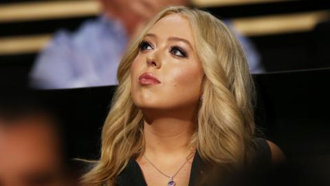 Дочка Трампа попала в модний конфуз через взуття