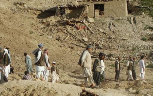В результате оползня в Пакистане погибли 13 человек