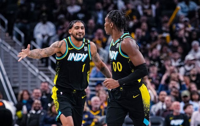 Форвард "Индианы" оформил роскошный данк в отрыве: момент дня в НБА