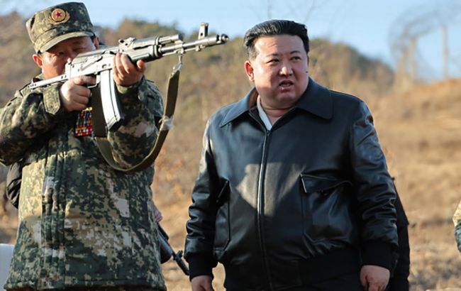 Ким Чен Ын на военных учениях призвал армию интенсивнее готовиться к войне