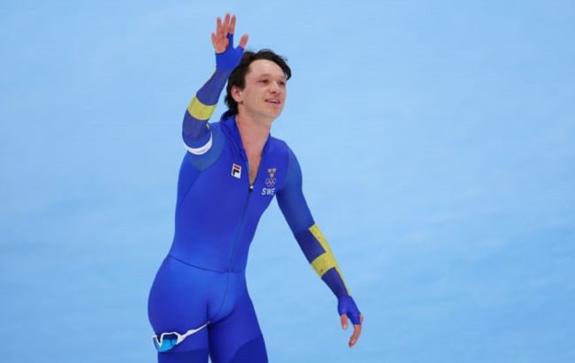 Шведский конькобежец выиграл олимпийское "золото" и установил мировой рекорд