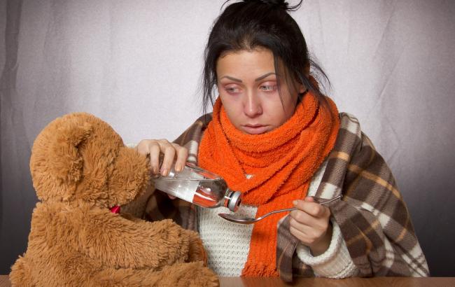"Горчичники и банки - это прошлая эпоха": врач рассказал украинцам, как нельзя лечить простуду
