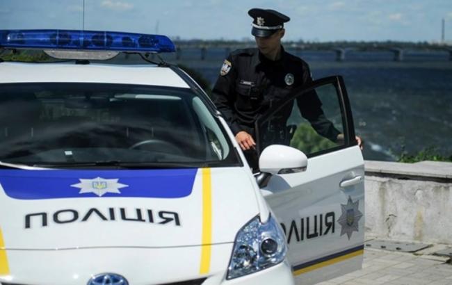В Киеве полицейские задержали пьяного милиционера-водителя