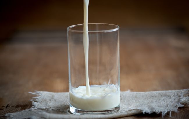 Не відмовляйтеся від молока: дієтолог розвінчала популярний міф