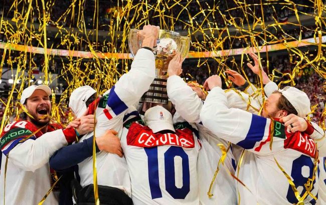 Уперше за 14 років. Як збірна Чехії світову хокейну корону повернула: відео