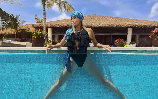 Украинская модель очаровала горячими фото с Мальдив: с бунгало, в спортзале, на берегу океана