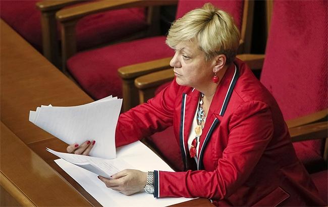 Валерии Гонтаревой шлют приветы: кто и почему добивается отставки главы НБУ