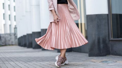 Снова в моде: как выбрать и с чем носить юбку плиссе