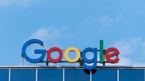 Суд в Москве оштрафовал Google за "недостаточную фильтрацию поисковой выдачи" в России