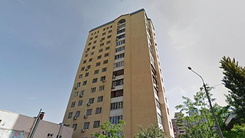 У Києві малюк випав з вікна висотного будинку