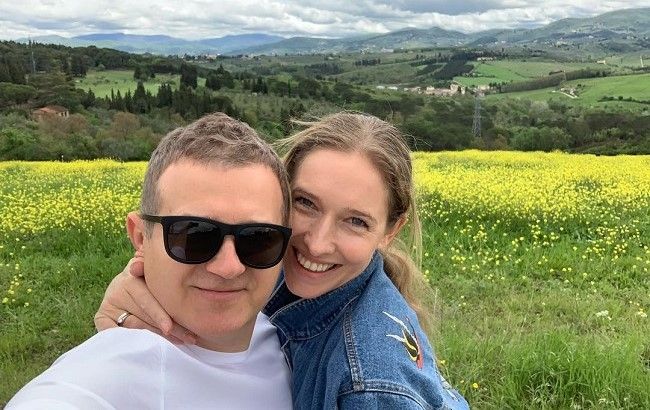 Катя Осадчая и Юрий Горбунов гуляют по дождливым Карпатам: милое фото