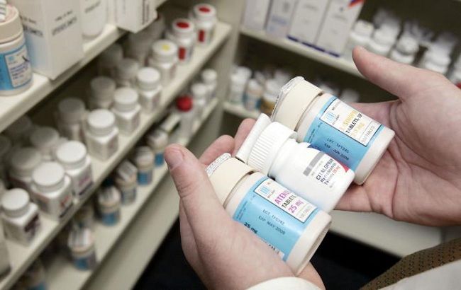 Закупать лекарства для украинских пациентов будут иностранцы
