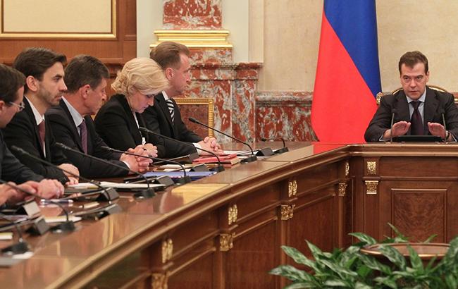 В России правительство ушло в отставку