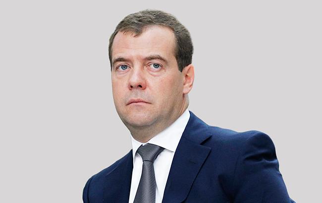 МИД расценил визит Медведева в Крым как нарушение суверенитета Украины
