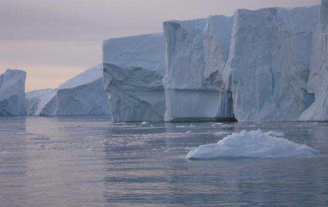Слишком быстрое таяние ледника в Гренландии обеспокоило ученых