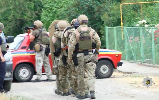 В Одеській області завершено спецоперацію "Грім", нападника на поліцейських затримано