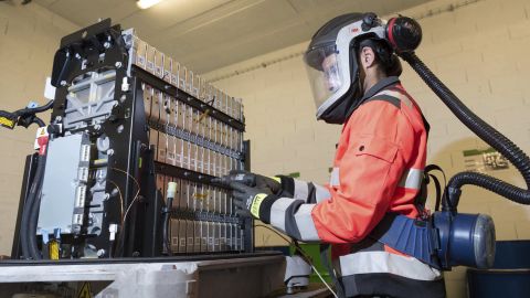 Кобальт, нікель та літій: завод з переробки батарей дозволить видобувати дорогоцінні метали