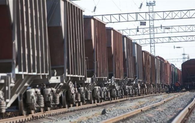 Гройсмана просять відкликати проект наказу про зростання залізничних тарифів для громадського обговорення