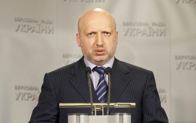 Турчинов: новая миграционная политика РФ призвана дестабилизировать ситуацию в Украине