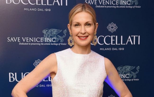 Суд обязал Келли Разерфорд вернуть детей ее экс-супругу