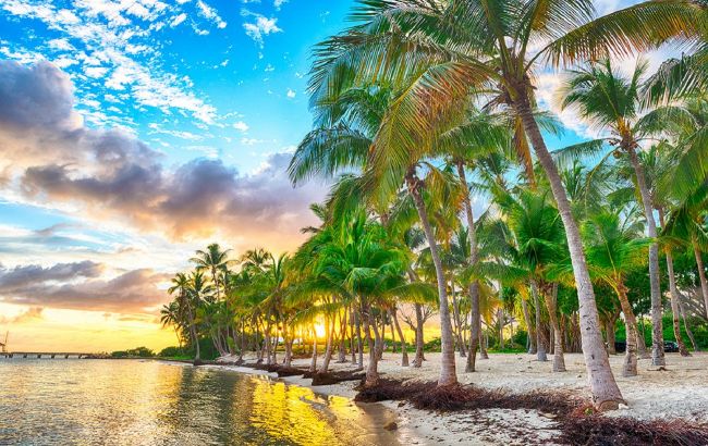Неспішний ритм: мальовничий острів, куди варто поїхати за спокійним відпочинком