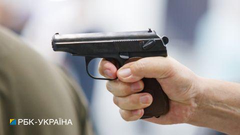 В Париже неизвестный на электросамокате ограбил ювелирную лавку на 2 млн евро