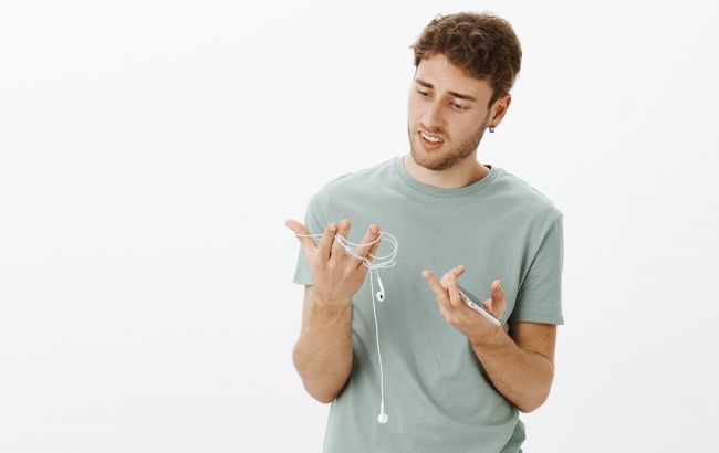 Почему нельзя постоянно использовать наушники: ученые назвали серьезную причину