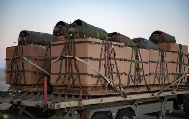 Ізраїль відновив скидання гумдопомоги в Газі