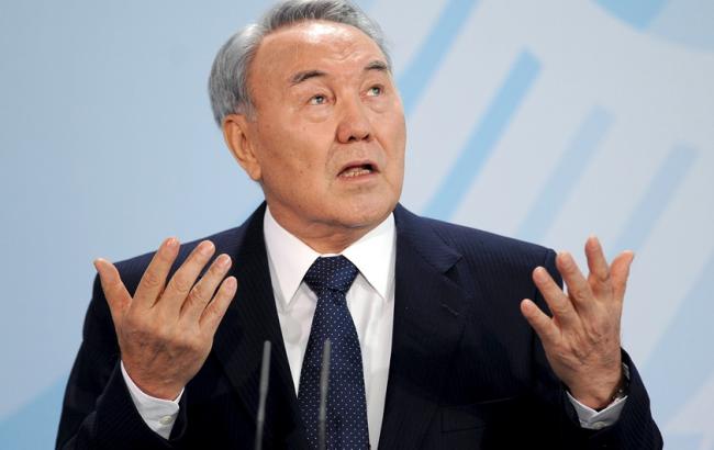 У Казахстані з'явилися ознаки "кольорових революцій", - Назарбаєв