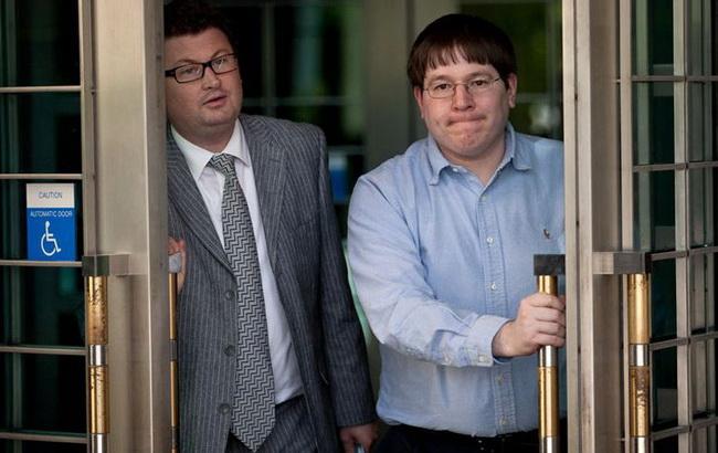 Екс-журналіста Reuters засуджено за співпрацю з Anonymous