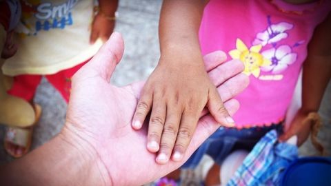 Допомагати тим, кому це дійсно потрібно: як не стати жертвою шахраїв